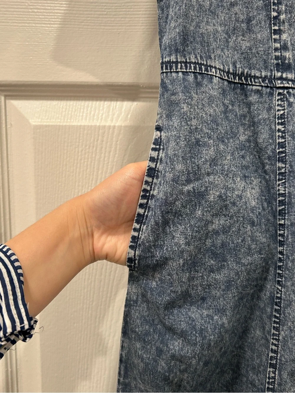 Who What Wear Washed Denim Midi Dress Size XS - Picture 5 of 8